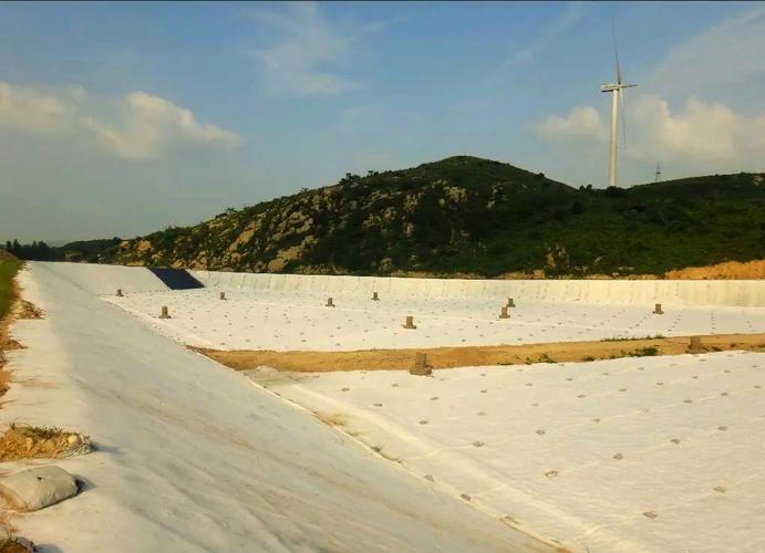 700g土工布价格因素及范围解析